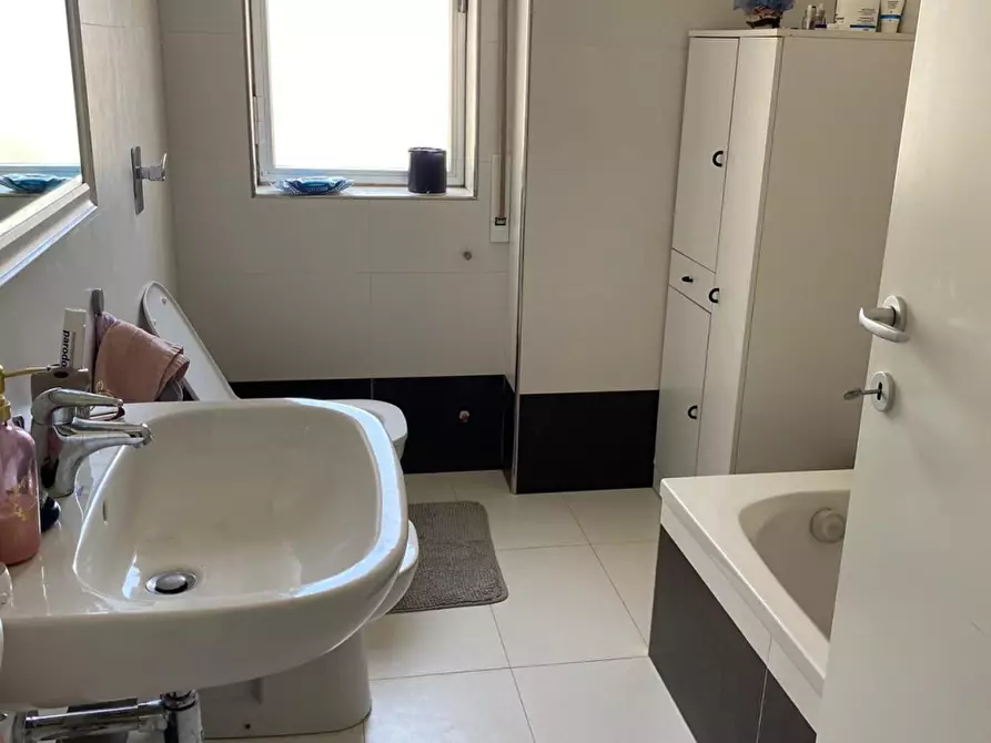 Immagine 8 di Appartamento in affitto  208 a Ragusa