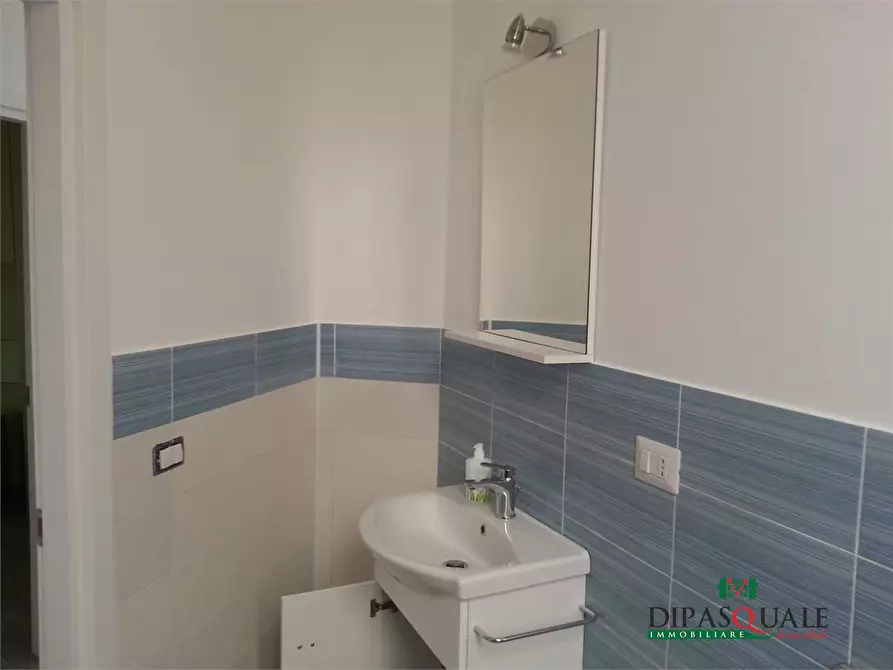 Immagine 9 di Appartamento in affitto  a Ragusa