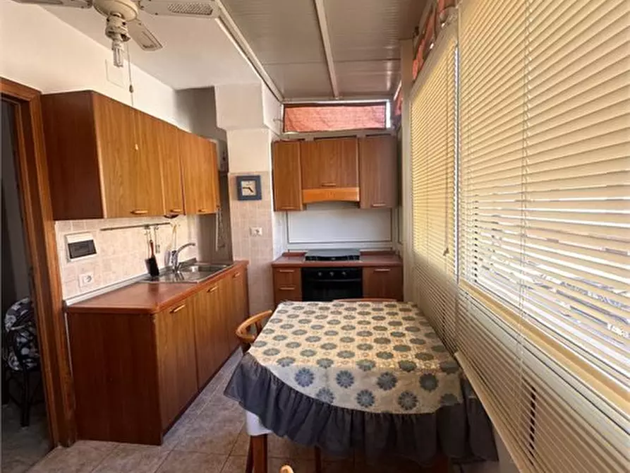 Immagine 5 di Appartamento in affitto  a Melito Di Porto Salvo