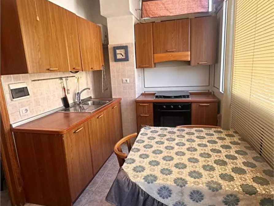 Immagine 4 di Appartamento in affitto  a Melito Di Porto Salvo