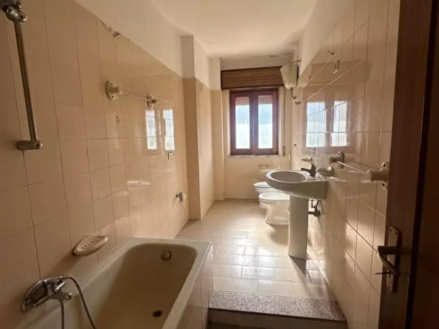 Immagine 7 di Appartamento in affitto  9 a Melito Di Porto Salvo