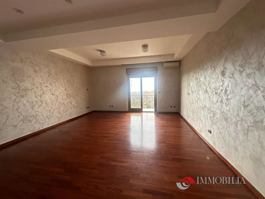 Immagine 2 di Appartamento in affitto  a Melito Di Porto Salvo