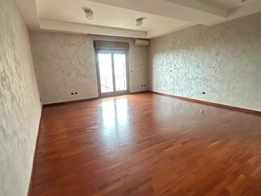 Immagine 1 di Appartamento in affitto  a Melito Di Porto Salvo