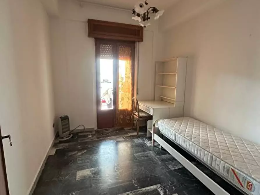 Immagine 9 di Appartamento in affitto  a Melito Di Porto Salvo