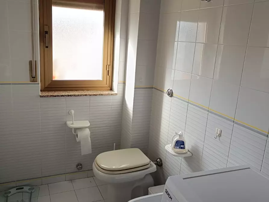 Immagine 7 di Appartamento in affitto  a Melito Di Porto Salvo