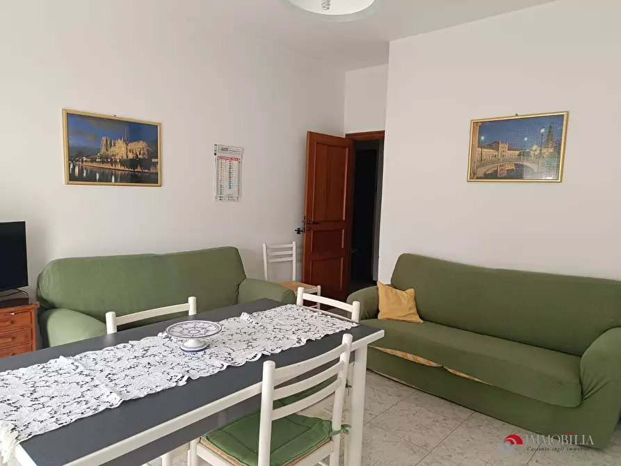 Immagine 1 di Appartamento in affitto  a Melito Di Porto Salvo