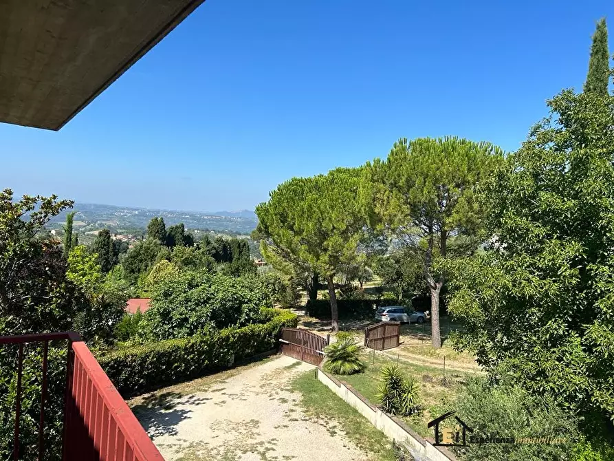 Immagine 10 di Appartamento in vendita  11 a Montopoli Di Sabina