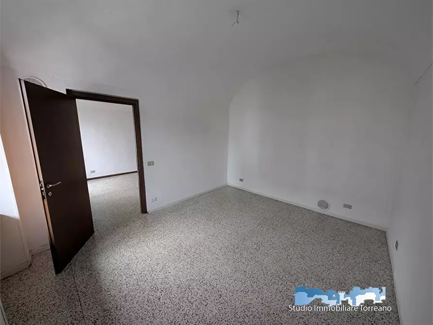 Immagine 6 di Appartamento in affitto  38 a Ivrea