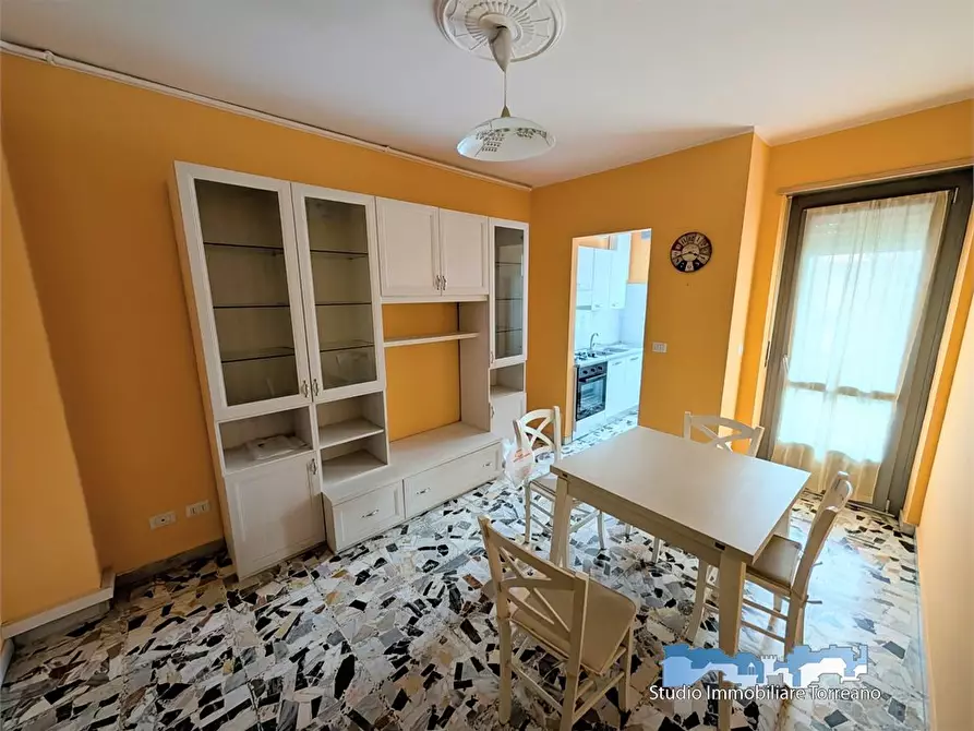 Immagine 8 di Appartamento in affitto  33 a Ivrea