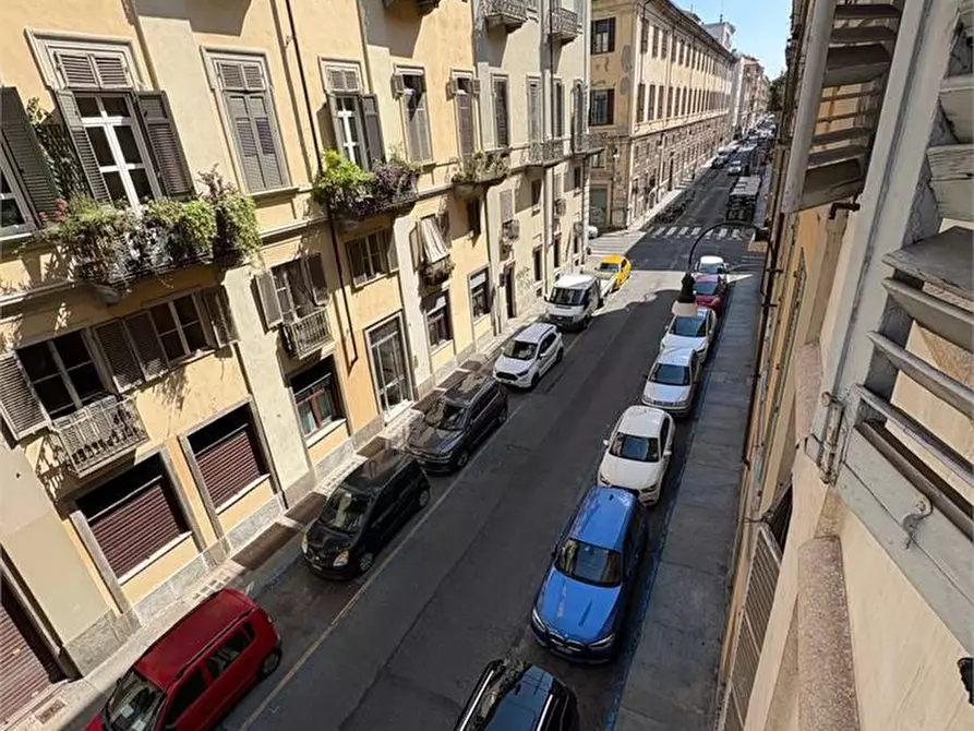 Immagine 1 di Appartamento in affitto  a Torino
