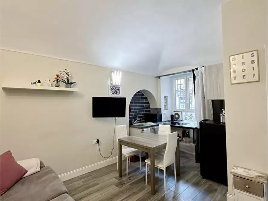 Immagine 1 di Appartamento in affitto  6 a Torino