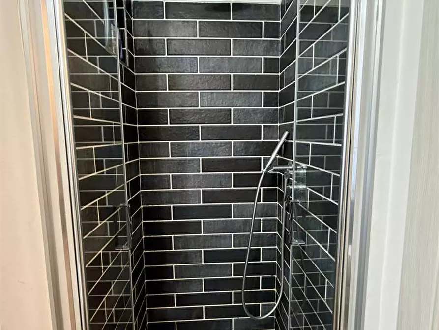 Immagine 6 di Appartamento in affitto  6 a Torino