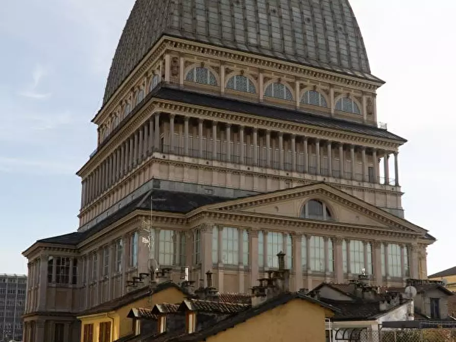 Immagine 1 di Appartamento in affitto  a Torino