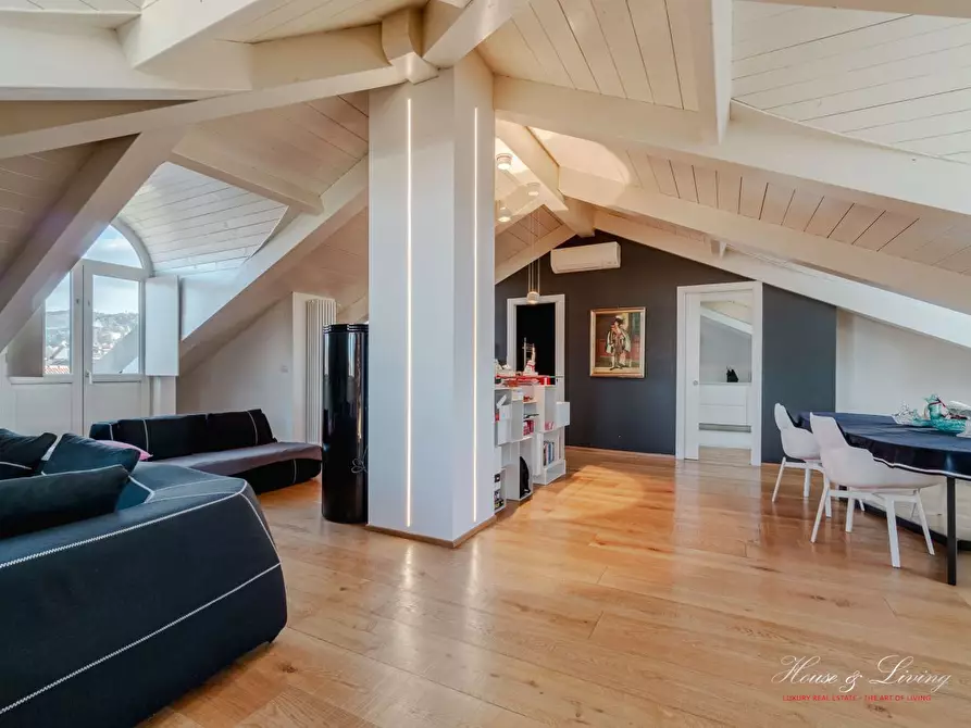 Immagine 2 di Appartamento in affitto  a Torino