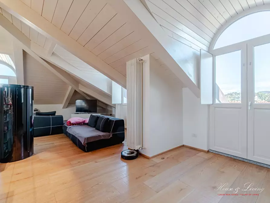 Immagine 7 di Appartamento in affitto  a Torino