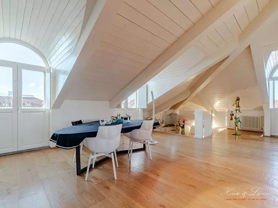 Immagine 1 di Appartamento in affitto  a Torino