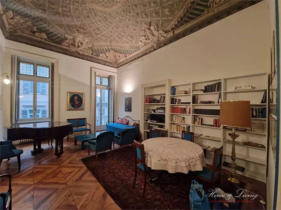 Immagine 1 di Appartamento in affitto  a Torino