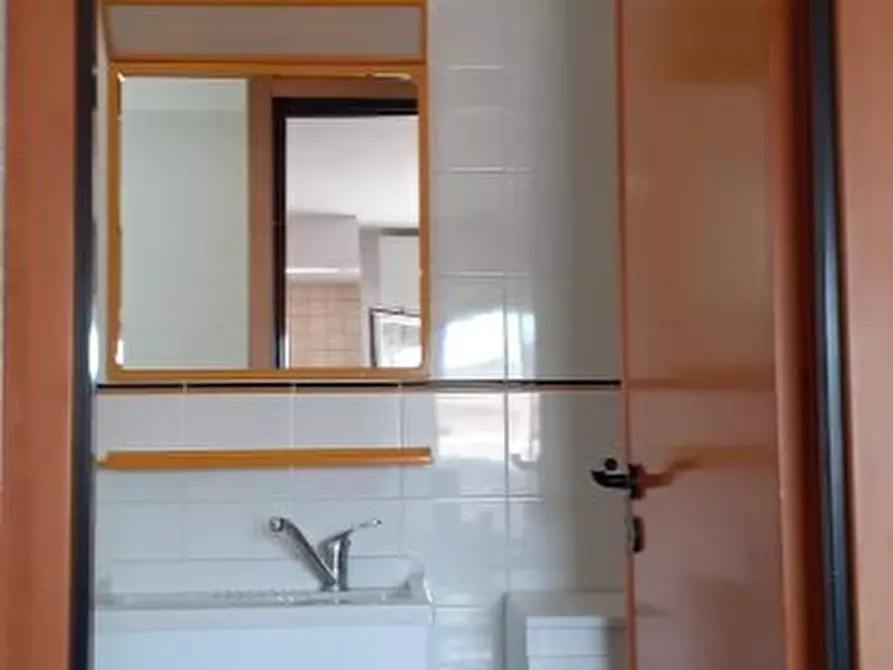 Immagine 10 di Appartamento in affitto  a Alcamo