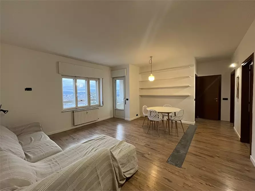 Immagine 6 di Appartamento in affitto  10 a Trieste