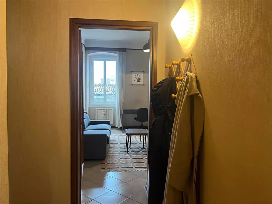 Immagine 6 di Appartamento in affitto  29 a Trieste