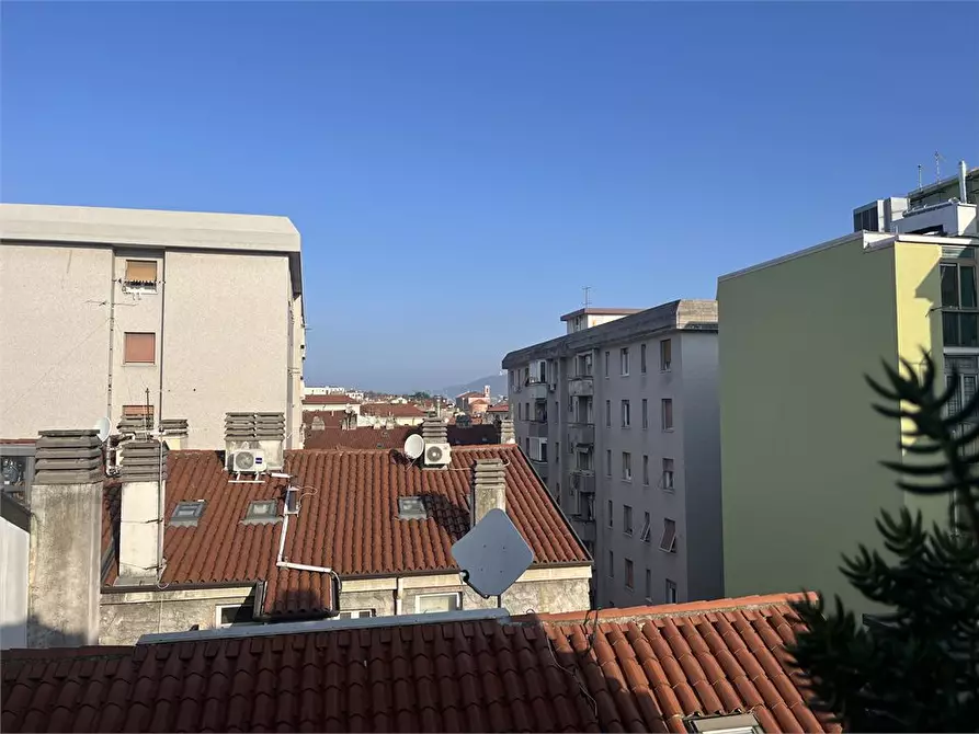 Immagine 10 di Appartamento in affitto  17 a Trieste