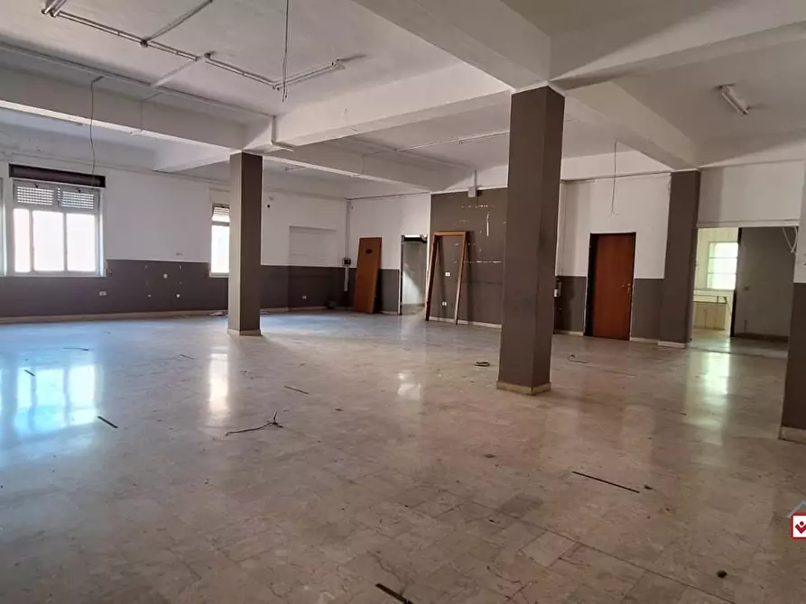 Immagine 9 di Ufficio in affitto  a Messina