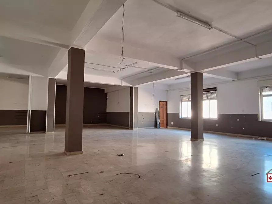 Immagine 10 di Ufficio in affitto  a Messina