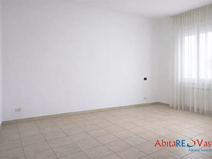 Immagine 7 di Appartamento in affitto  360 a Vasto