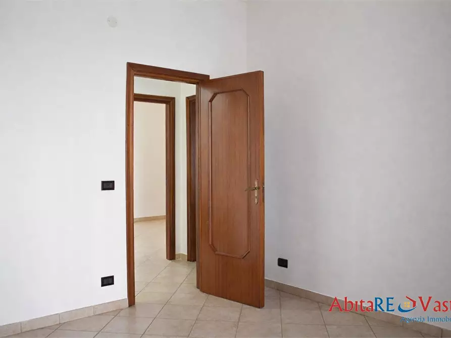 Immagine 10 di Appartamento in affitto  360 a Vasto