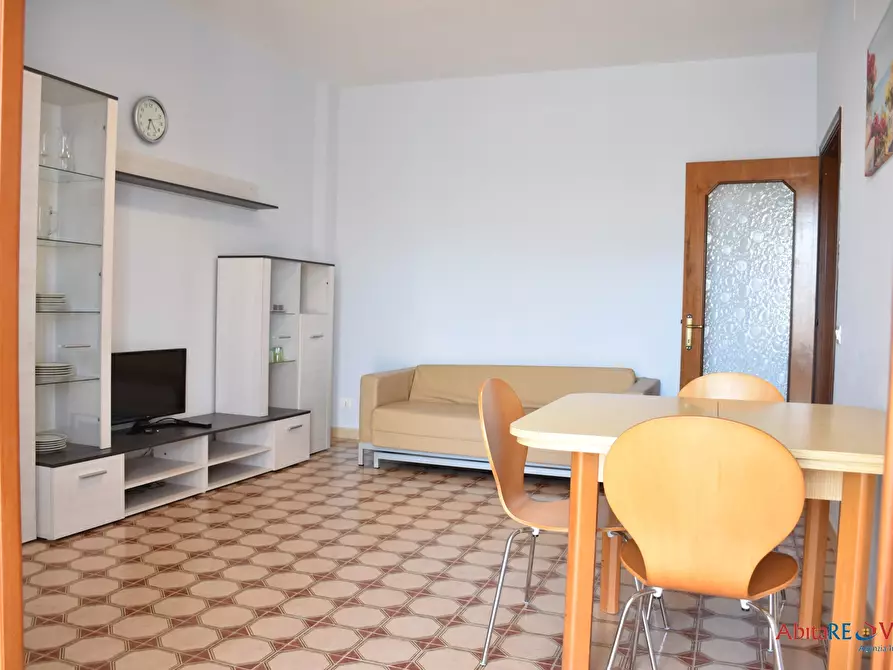 Immagine 3 di Appartamento in affitto  a Vasto