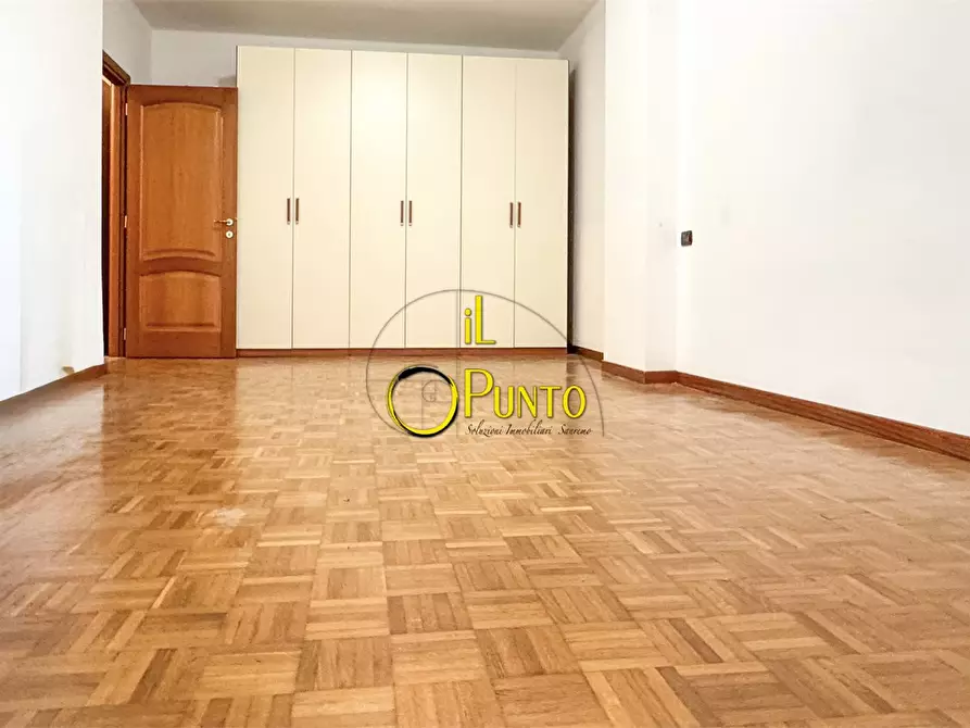 Immagine 8 di Appartamento in affitto  a San Remo