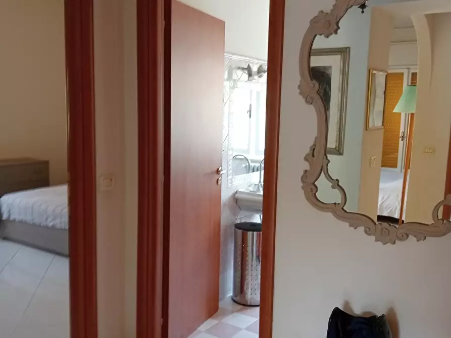 Immagine 1 di Appartamento in affitto  a Sarzana