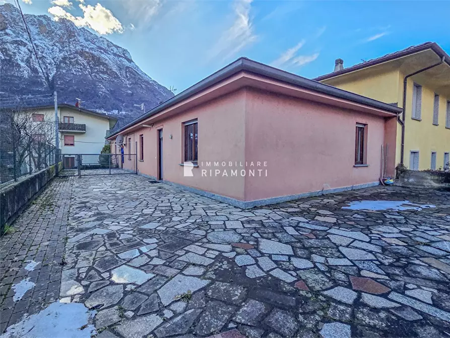 Immagine 1 di Appartamento in affitto  9 a Taceno