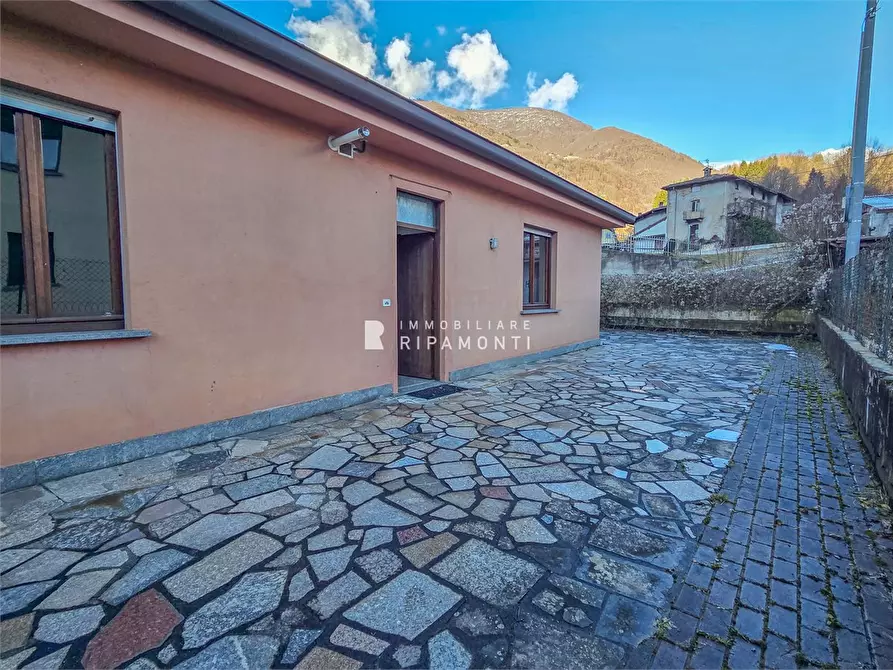 Immagine 3 di Appartamento in affitto  9 a Taceno