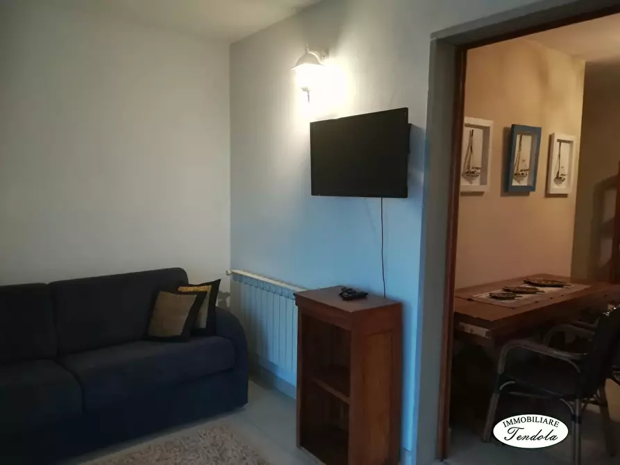 Immagine 1 di Appartamento in affitto  a Fosdinovo
