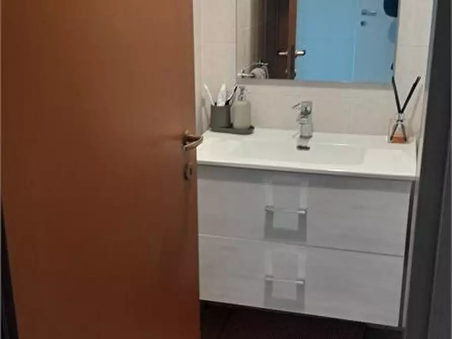 Immagine 7 di Appartamento in affitto  9 a Milano