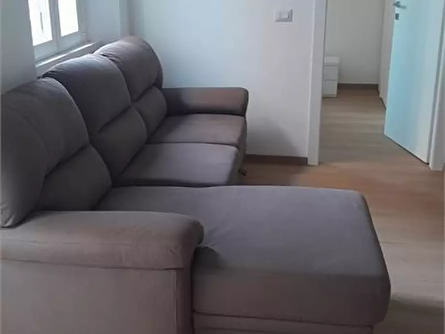 Immagine 2 di Appartamento in affitto  9 a Milano