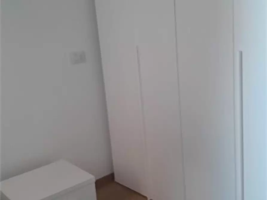 Immagine 8 di Appartamento in affitto  9 a Milano