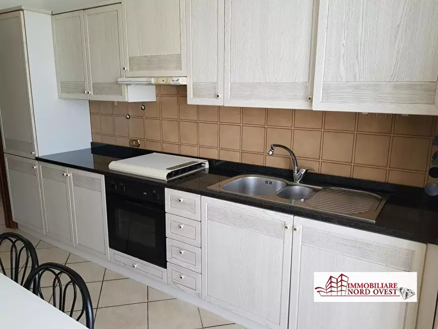 Immagine 2 di Appartamento in affitto  10 a Sedriano