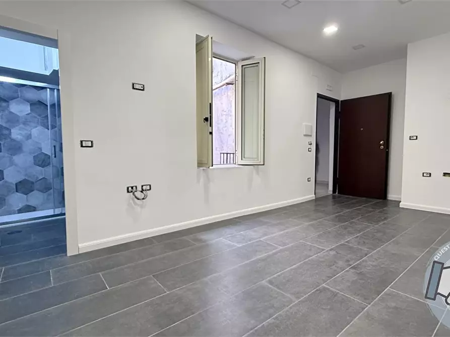 Immagine 9 di Appartamento in affitto  60 a Napoli