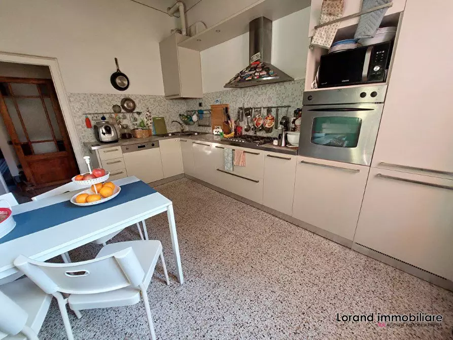 Immagine 8 di Appartamento in affitto  a Pisa