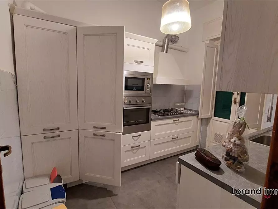 Immagine 3 di Appartamento in affitto  a Pisa