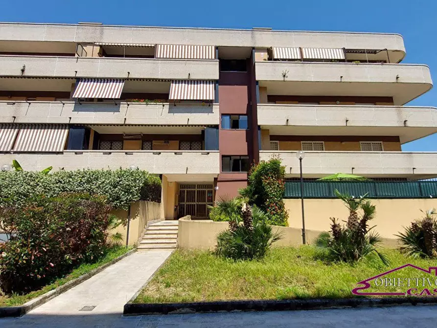 Immagine 1 di Appartamento in affitto  a Roma