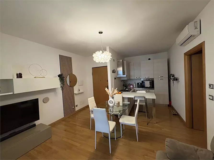 Immagine 4 di Appartamento in affitto  a Roma