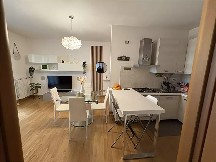 Immagine 5 di Appartamento in affitto  a Roma