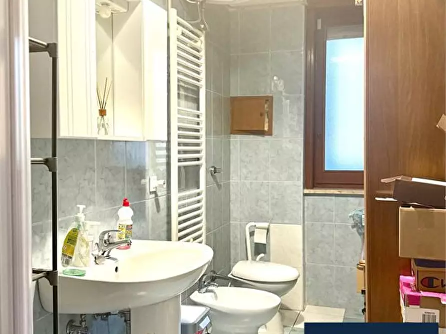 Immagine 10 di Ufficio in affitto  115 a Taranto