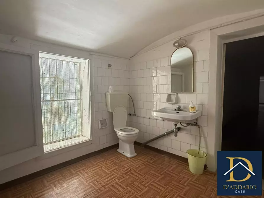 Immagine 6 di Ufficio in affitto  127 a Taranto