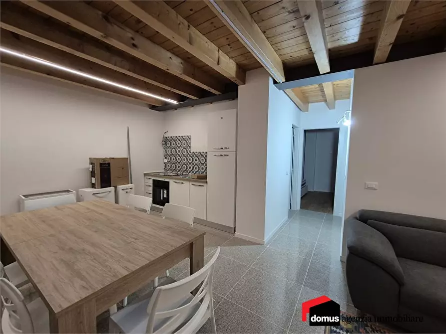 Immagine 5 di Appartamento in affitto  a Tonezza Del Cimone