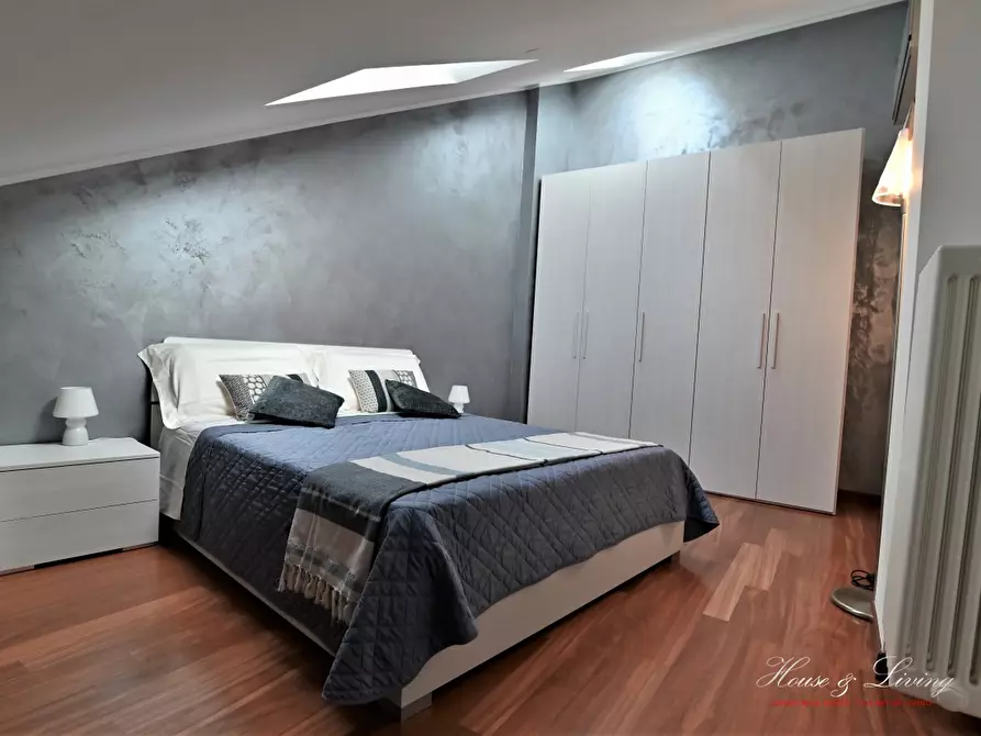 Immagine 8 di Attico in affitto  a Torino