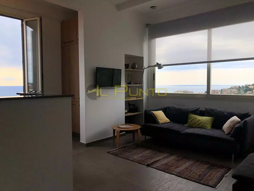 Immagine 5 di Attico in affitto  a San Remo